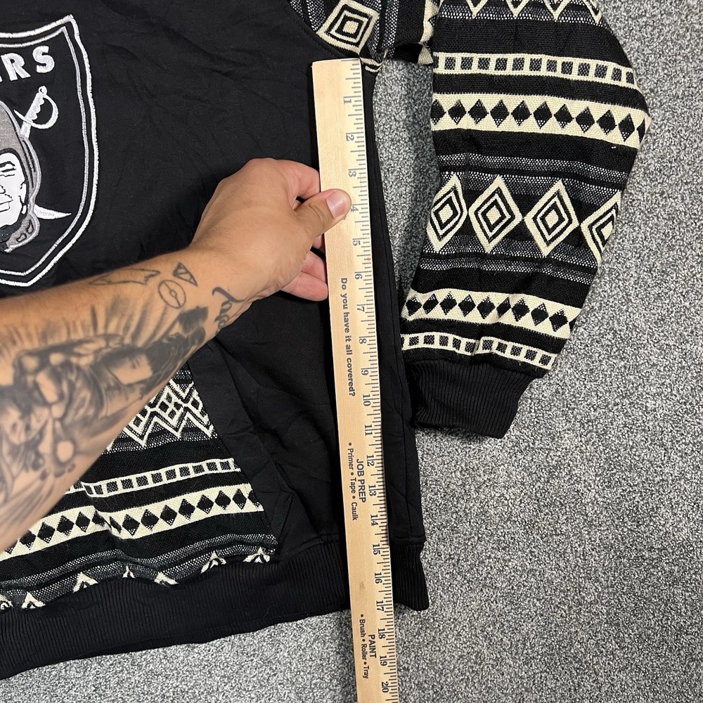 Raiders Mens Medium Baja Hoodie Vigors Wool Blend Black Southwestern NFL Style - Picture 7 of 10